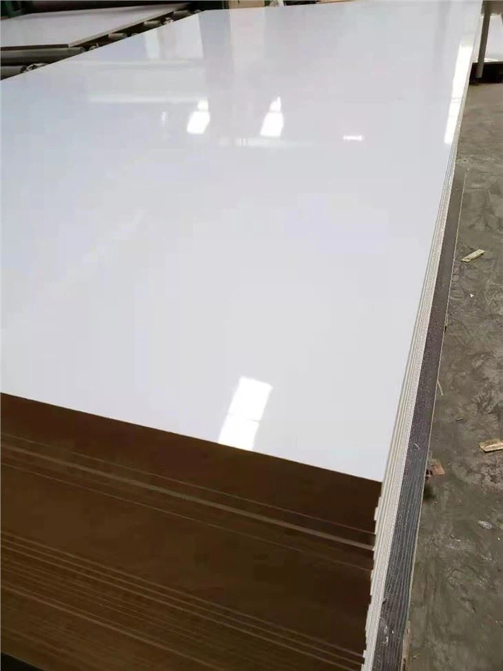 Keskmise tihedusega puitkiudplaat MDF
